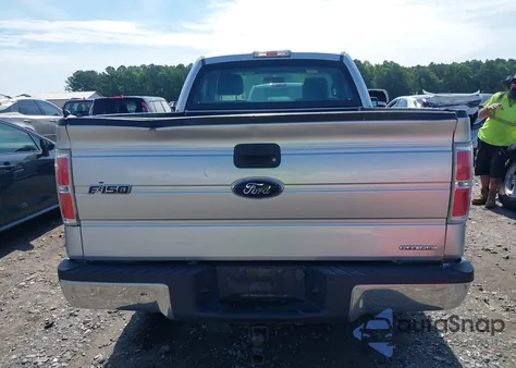 2013 Ford F-150 Xl z USA, uszkodzony, nr VIN 1FTMF1EM4DFB49404